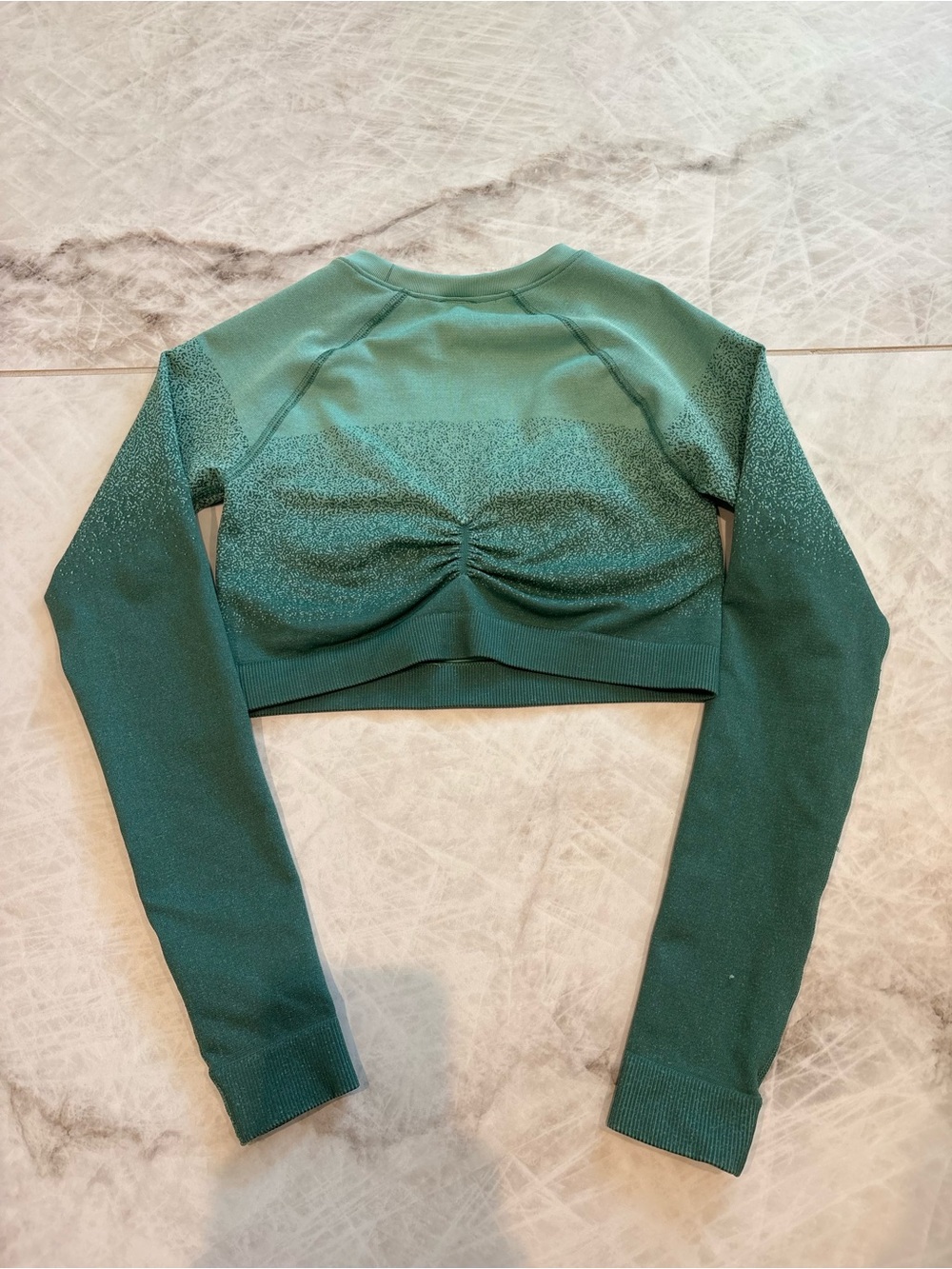 GymShark Adapt Ombré Seamless Long Sleeve Crop Top - Picture 7 of 7
